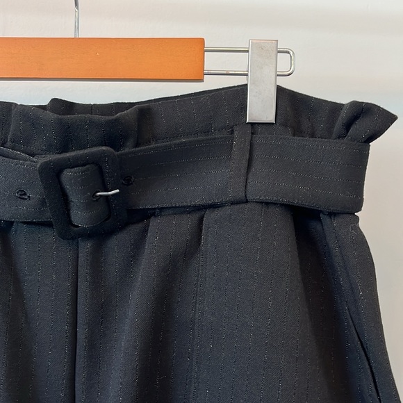 Ichi Kate Dress Shorts - Picture 2 of 9